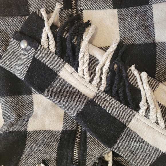 LUCKY BRAND Wool Blend Fringe Buffalo Check Jacket - Picture 8 of 14